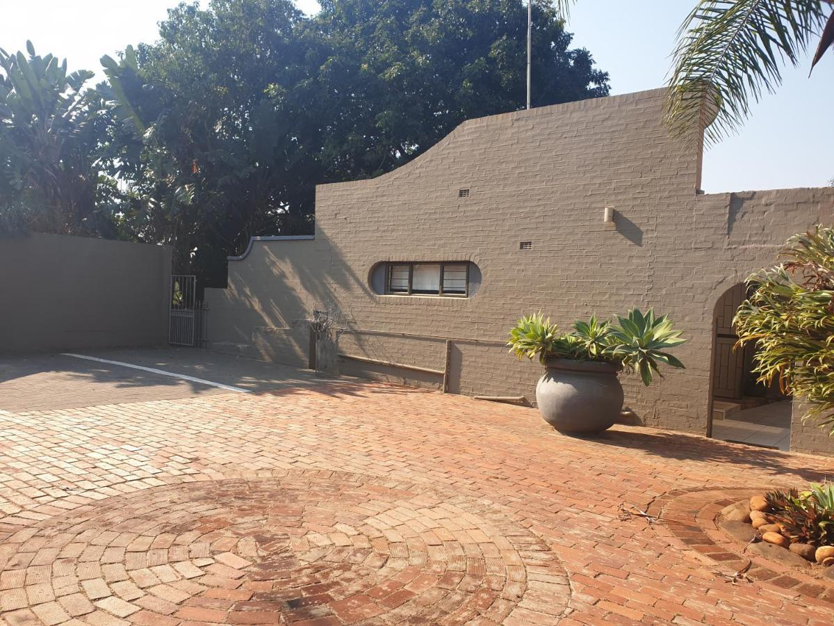 32 On Mendoza Hotell Durban Eksteriør bilde