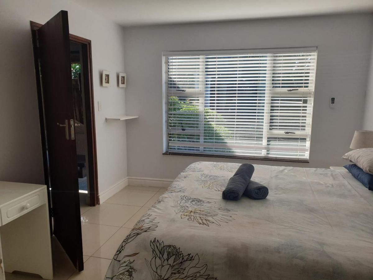 32 On Mendoza Hotell Durban Eksteriør bilde